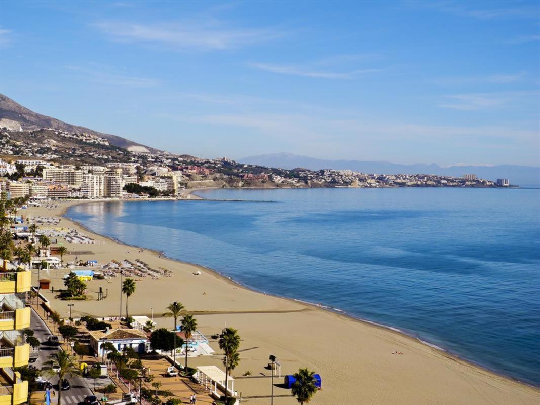 Apartamento En Fuengirola Junto Al Paseo Maritimo エクステリア 写真